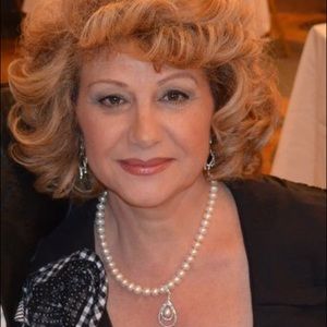 Meet your Posher, Diane